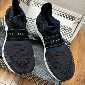 Stella McCartney Adidas Ultra Boost X Navy and Black Knit Sneakers Like New